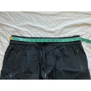 NWT Athleta Trekkie North Short Medium Black thumbnail 7