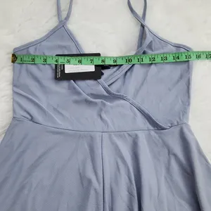 PrettyLittleThing -760 NWT Powder Blue Crepe Strappy Wrap Romper Women's sz 6‎ thumbnail 8