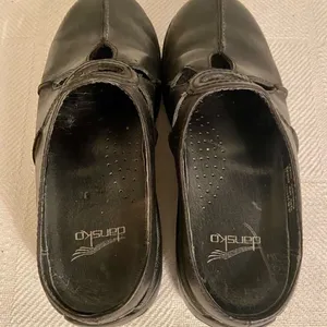 Dansko Black Leather Closed Toe Slide Mule Women's Clog Shoe Sz EU 39 Worn On TV thumbnail 5