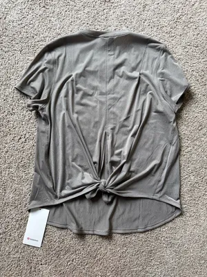 Lululemon Lightweight Split Back Training Top thumbnail 3