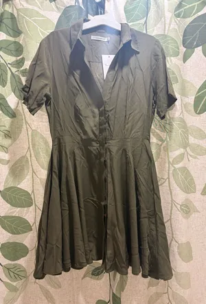 Olive Green Short Sleeve Fit-and-Flare Dress thumbnail 1