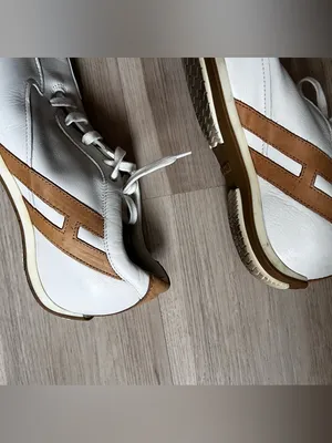HOGAN Women’s White Leather Sneakers – Size 38.5 Size 8.5 thumbnail 4