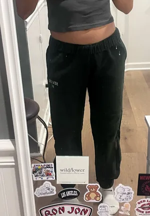 Brandy Melville sweatpants  thumbnail 1