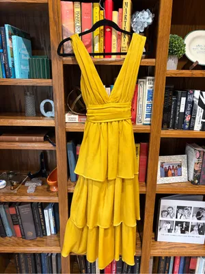 Lulu's Mustard Yellow Tiered V‑Neck Midi Dress thumbnail 5