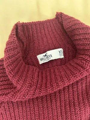 Hollister Sweater thumbnail 3