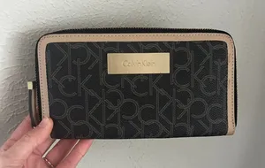 Calvin Klein Zip Up Wallet Brown Tan Gold Logo Preppy Classic Mature Everyday thumbnail 1