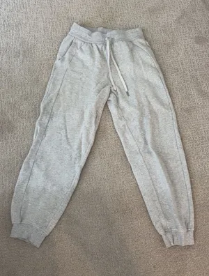 grey lululemon joggers thumbnail 1