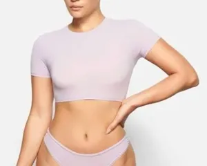 SKIMS Fits Everybody‎ Cropped Fitted Tee Sugar Plum XS thumbnail 1