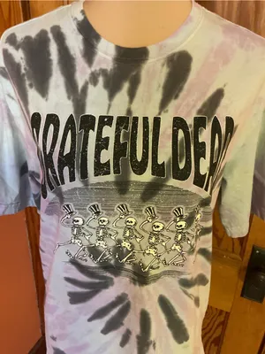 H&M Grateful Dead Dancing Skeletons Tie Dye Graphic Tee Small thumbnail 4
