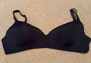 Victoria’s Secret Black Bra thumbnail 1