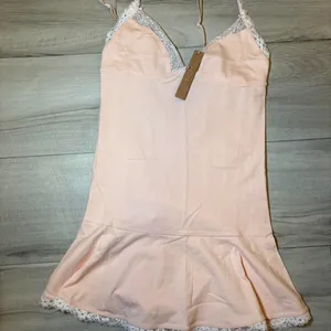 Skims cotton la e slip dress in Color PRIMROSE thumbnail 2