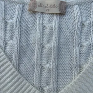 Altar’d State Sleeveless Niki Cable Knit Sweater Vest Top Cream Cropped Size XS thumbnail 6