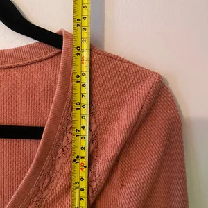 Free People Dusty Pink Romantic Lace V-neck Long Sleeve Top Rouched Women Small thumbnail 9