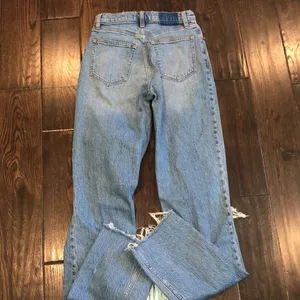 ABERCROMBIE & FITCH the 90’s straight ultra high rise jeans size 0/25 thumbnail 3