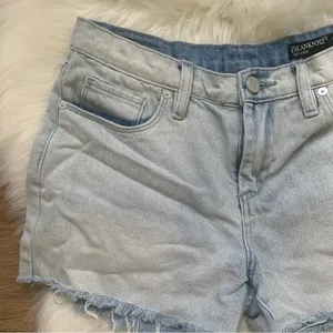 Blank NYC the Fulton Roll Up Light Blue Jean Shorts Size 28 thumbnail 2