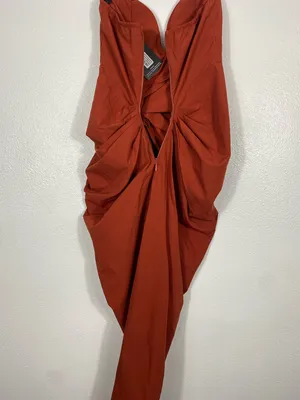 PrettyLittleThing Strapless Sweetheart Ruched Midi Dress in Rust Size 6 thumbnail 11