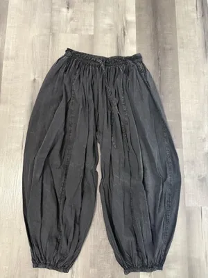 Urban Outfitters Pants thumbnail 1