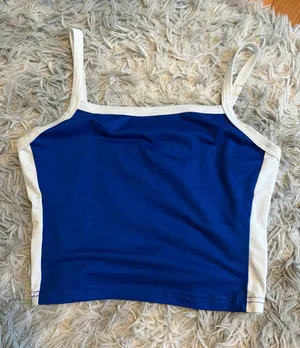 Shein Tank Crop Top thumbnail 1