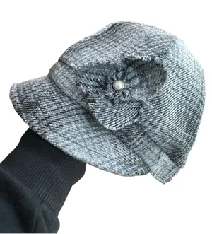 Women’s Gray Tweed Flower Accent Cap Coquette Girl thumbnail 1