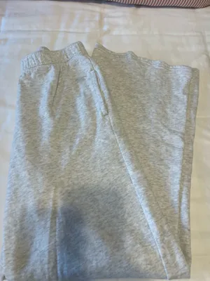 Light Heather Grey Hollister Sweatpants XS thumbnail 2