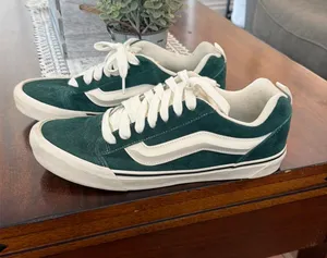 Vans Knu Skool Suede Shoes thumbnail 1