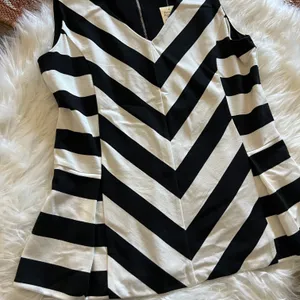 Banana Republic Chevron Stripe Sleeveless Peplum Top thumbnail 4