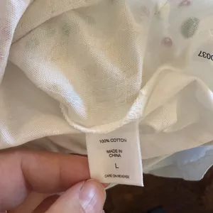 New York & Co Soho NWOT White Tee with Colorful Sequins thumbnail 6