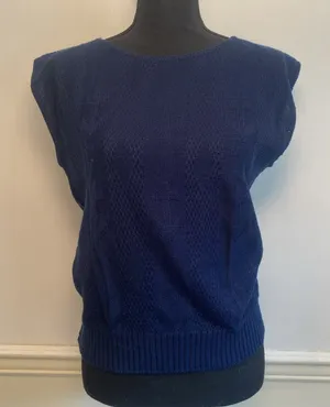 VTG Women’s Sweater Vest Large Blue Nautical Anchor Sleeveless USA Keneth Too! thumbnail 1