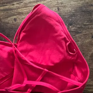 Dick's Sporting Goods Red Ribbed Lightly Padded Strappy Back Sports Bra thumbnail 9