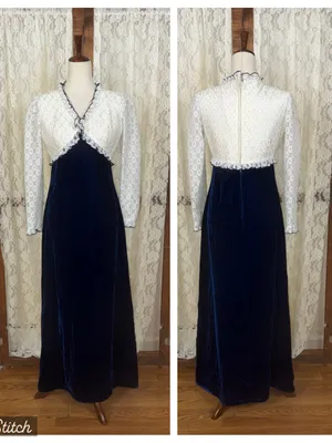 Gorgeous Vintage 1970s Navy Blue Velvet Formal Gown thumbnail 2
