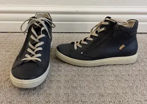 ECCO Navy Blue Soft 7 Leather High Top Side-Zip Fashion Sneakers Size 39 / 8.5 thumbnail 1