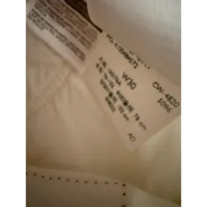 Denizen from Levi's White Shorts 501 Frayed Hem Distressed Casual Size W30 thumbnail 7