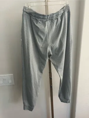 Vuori Performance Jogger Women’s Small Gray Heather DreamKnit Athleisure Pants thumbnail 4