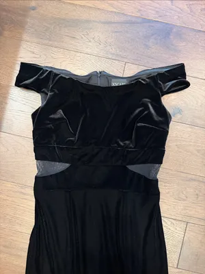 XSCAPE Black Velvet Off Shoulder Maxi Gown Cutout Formal Dress Size 6 - C61-123 thumbnail 3