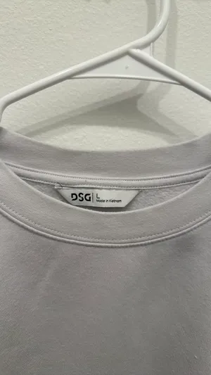 DICK'S Sporting Goods Crewneck thumbnail 2