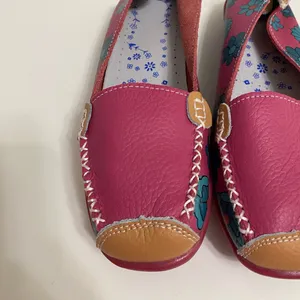 REMOTE CONTROL RUBBER SOLE SHOES PINK FLORAL PATTERN SIZE 8 LEATHER thumbnail 2