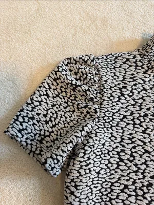 Zara Black & White Leopard Textured, Patterned Short-Sleeve Mock Neck Shirt thumbnail 3