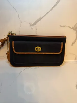 Vintage Coach Black Fabric & Tan Leather Turn-lock Wristlet Pouch thumbnail 11