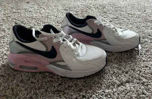 Nike Air Max Women’s Sneakers thumbnail 1