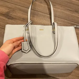 Womens purse and handbag White thumbnail 2
