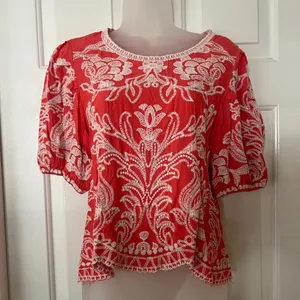 Solitaire Coral Floral Top thumbnail 1