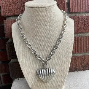 Anne Klein Authentic Ribbed Heart Silver Tone‎ Vintage 80's Necklace Link Toggle thumbnail 6