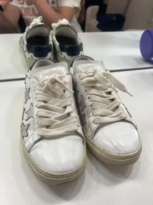 Saint Laurent Sneakers thumbnail 3