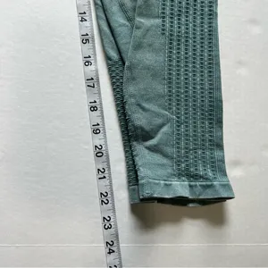 Fabletics Sync Seamless High-Waisted 7/8 Legging large washed Arctic wave green thumbnail 16