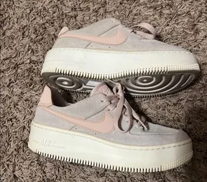 Nike Women's Sneakers - Light Pink and Gray thumbnail 1