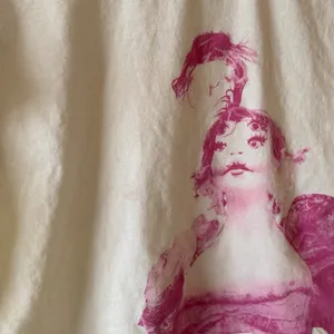 Melanie Martinez Portals Anniversary Boxy T-shirt Size Medium Cropped Cream thumbnail 5