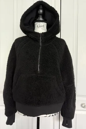 lululemon athletica Scuba Oversized Sherpa Hoodie - Half Zipped M/L thumbnail 1