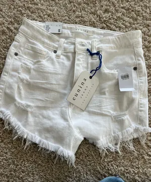 Shorts thumbnail 1