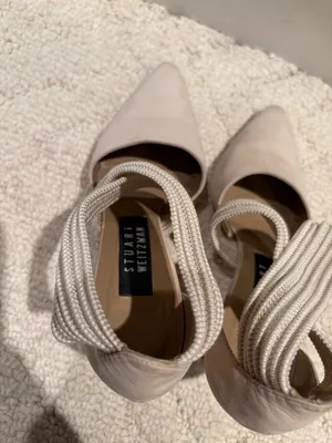 Stuart Weitzman Ivory Pointed Toe Criss Cross Strap Heels Size 6 thumbnail 5