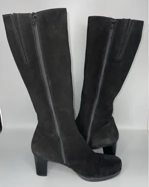 Vtg La Canadienne Tall Suede Heeled Boots Womens 9.5 Black Zip Classy Elegant Core thumbnail 3
